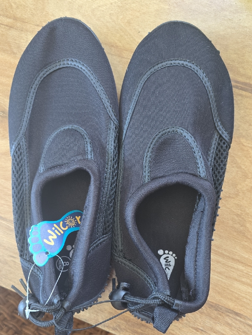 NWT Men's water Shoes – Size 8 Mens Black, never worn